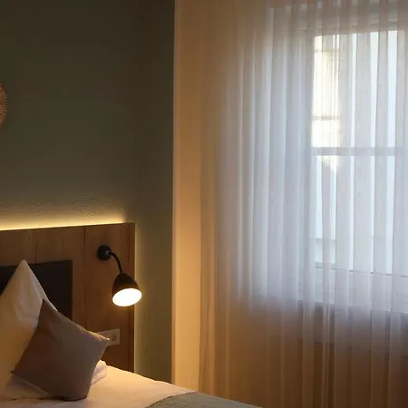 Lehn Hotel