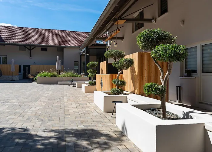 Lehn 3* Nieder-Saulheim